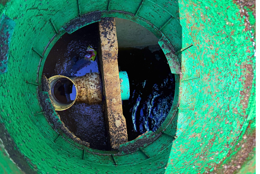 clarifier chamber of aerobic septic system